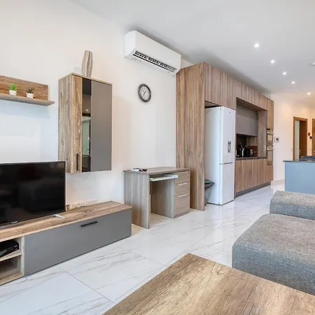 Apartman Spacious & Bright 3 Bedroom With Balcony Kdeb1-1 *