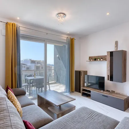 Apartman Spacious & Bright 3 Bedroom With Balcony Kdeb1-1 *