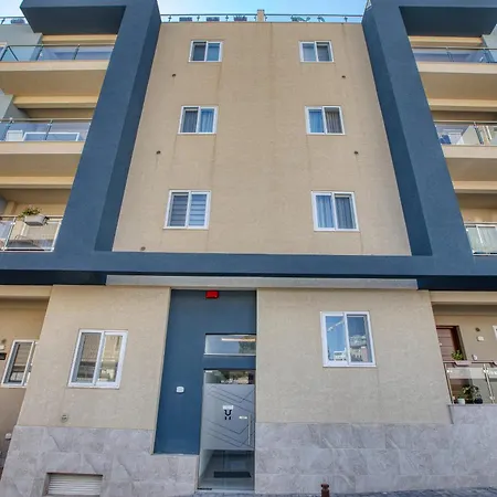 Apartman Spacious & Bright 3 Bedroom With Balcony Kdeb1-1 *